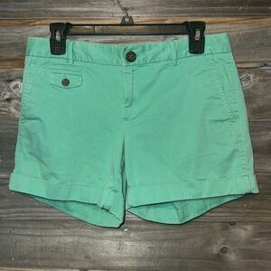Banana Republic Mid-Rise City Chino Shorts Green size 2